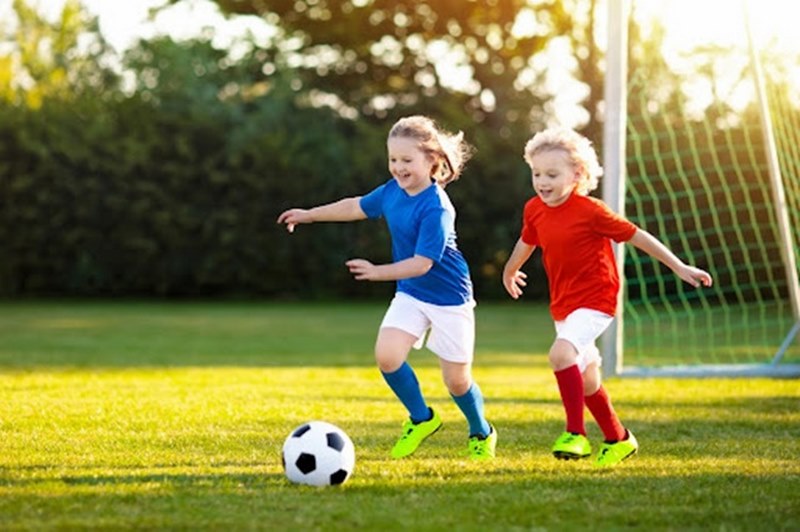 Đá bóng có lợi ích gì vẫn luôn là câu hỏi nhận được nhiều người quan tâm